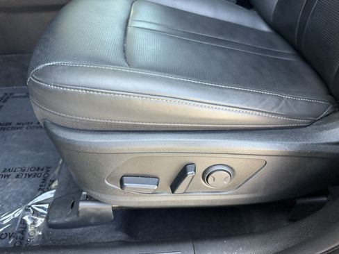 Used 2024 Kia Sorento S w/ Panoramic Sunroof Package AWD/4WD image 29