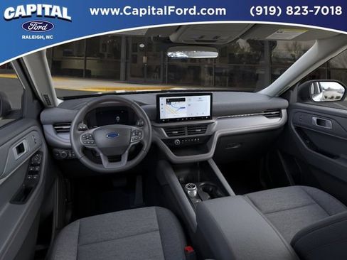 New 2026 Ford Explorer Active RWD image 9
