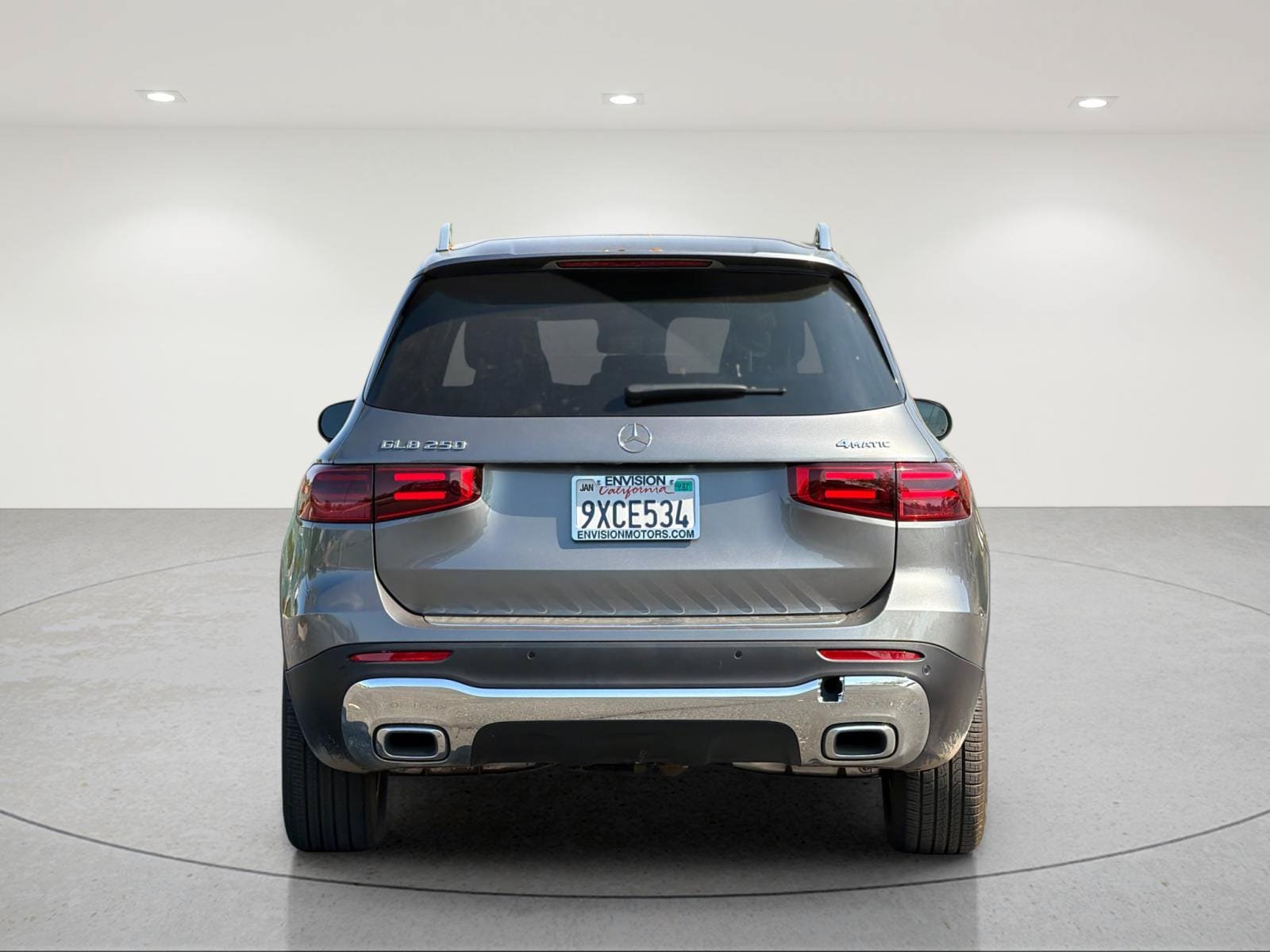 Used 2026 Mercedes-Benz GLB 250 4MATIC image 4