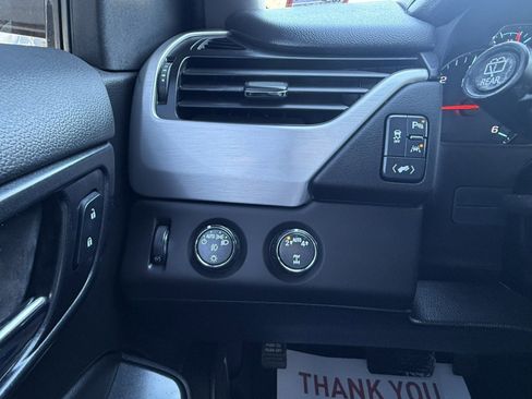 Used 2019 GMC Yukon XL SLT image 27