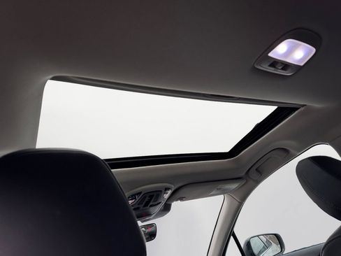 Certified 2023 Subaru Outback Limited image 17