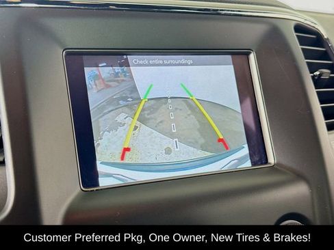 Used 2019 Jeep Grand Cherokee Laredo image 13