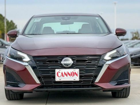 Used 2024 Nissan Altima 2.5 SL image 4