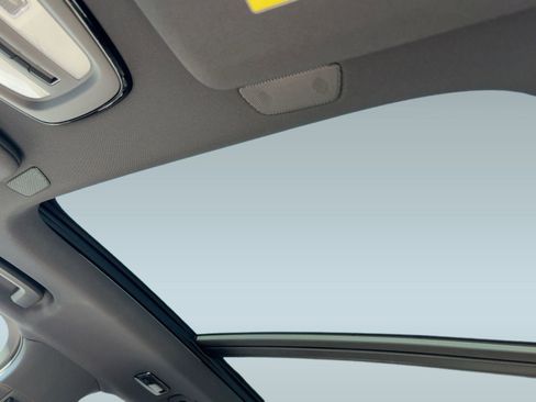 New 2026 Volvo XC90 B6 Plus w/ Protection Package Premier image 15