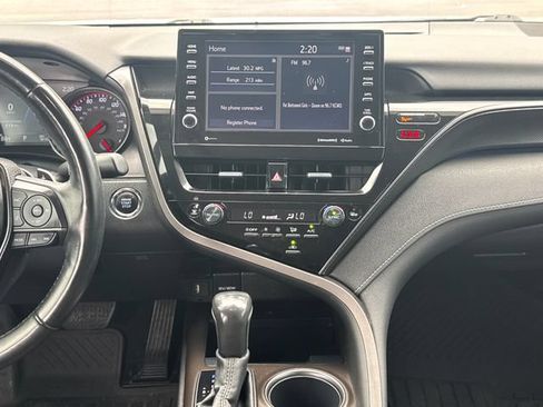 Used 2022 Toyota Camry XSE AWD/4WD image 28