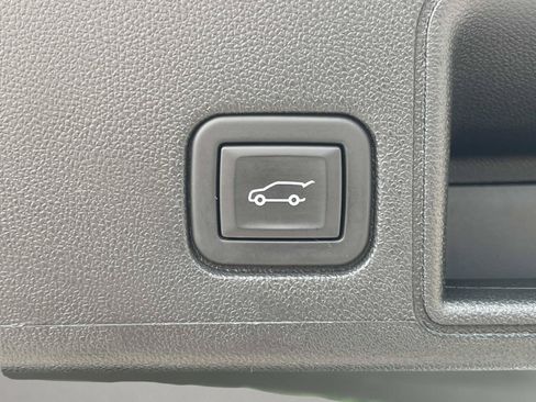 Used 2023 GMC Terrain AT4 AWD/4WD image 10