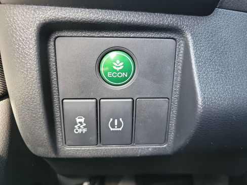 Used 2022 Honda HR-V LX image 27