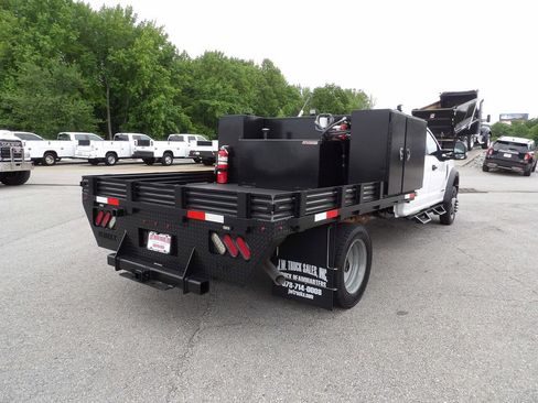 Used 2022 Ford F550 4x4 Crew Cab Super Duty w/ Power Equipment Group image 7