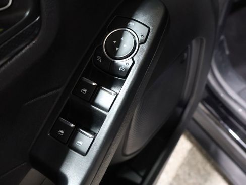 Used 2024 Ford Escape ST-Line image 13