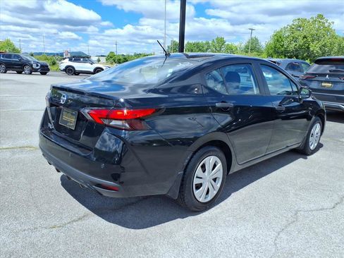 Used 2021 Nissan Versa S FWD image 17