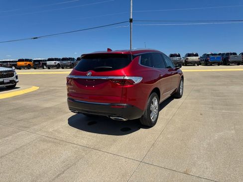 Used 2023 Buick Enclave Essence w/ Experience Buick Package AWD/4WD image 5