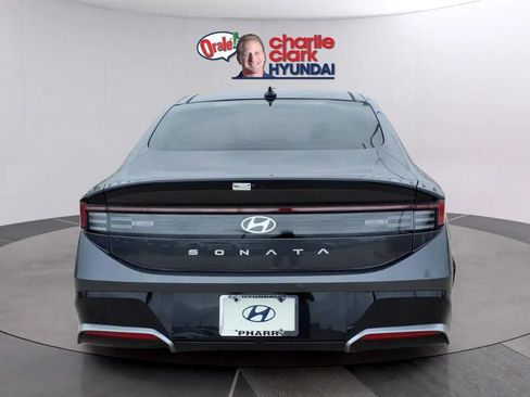 New 2025 Hyundai Sonata SEL image 4