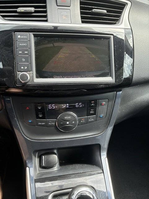 Used 2019 Nissan Sentra SR FWD image 9