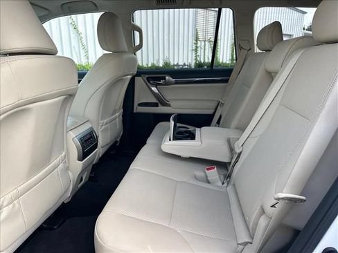 Used 2021 Lexus GX 460 Premium w/ Premium Package AWD/4WD image 20