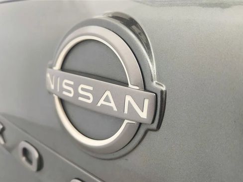 Used 2024 Nissan Rogue S FWD image 16