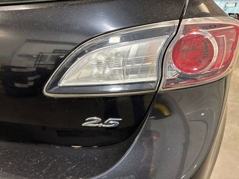Used 2011 MAZDA MAZDA3 s Sport FWD image 11