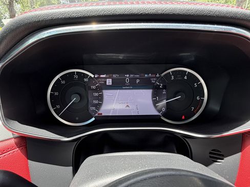 Used 2021 Jaguar F-PACE R-Dynamic S AWD/4WD image 23