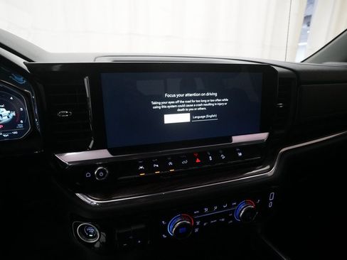 Used 2023 GMC Sierra 1500 Elevation w/ Elevation Premium Package image 6