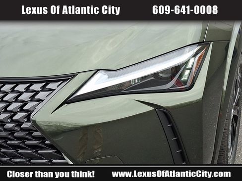Certified 2025 Lexus UX 300h AWD w/ Accessory Package (Z2) image 8