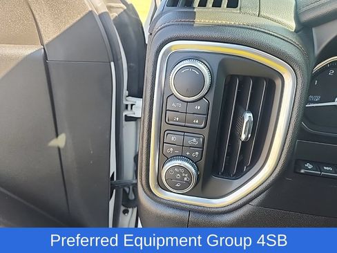 Used 2019 GMC Sierra 1500 AT4 w/ AT4 Premium Package AWD/4WD image 18