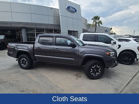 Used 2023 Toyota Tacoma SR w/ SR Convenience Package RWD image 2