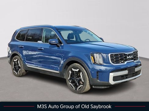 Used 2023 Kia Telluride S w/ S Sunroof Package image 1