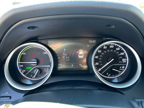 Certified 2023 Toyota Camry XLE FWD image 37