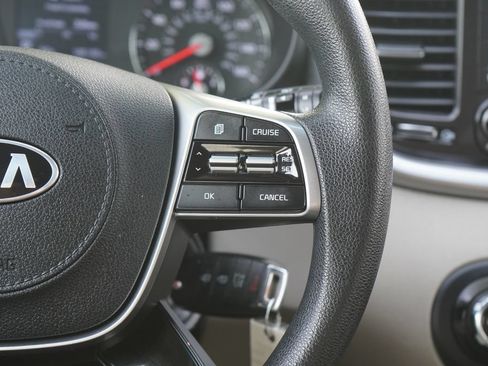 Used 2019 Kia Sorento FWD image 15