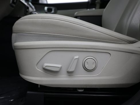 Used 2022 Kia Sorento SX AWD/4WD image 17