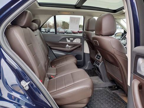 Used 2020 Mercedes-Benz GLE 350 4MATIC image 23