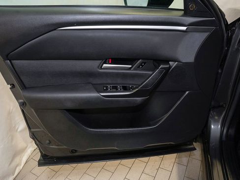 Used 2025 MAZDA CX-50 AWD 2.5 S w/ Preferred Package image 12