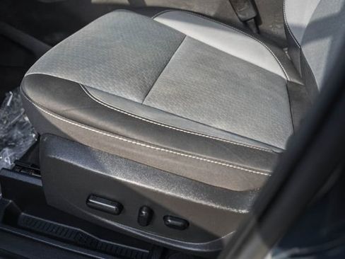 Used 2019 Ford Escape SE image 33