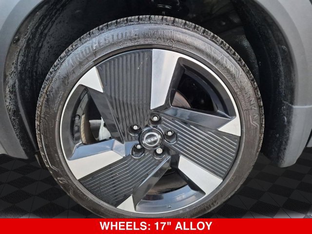 Certified 2025 Nissan Kicks SR AWD/4WD image 10