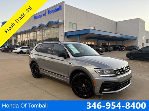 Used 2021 Volkswagen Tiguan SE R-Line image 1