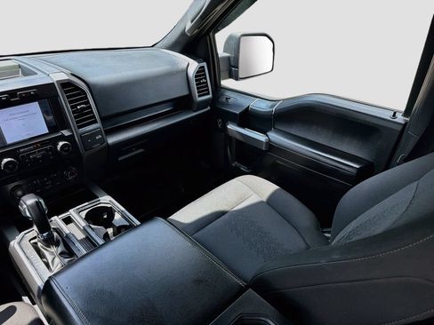 Used 2020 Ford F150 XLT w/ Equipment Group 302A Luxury AWD/4WD image 25