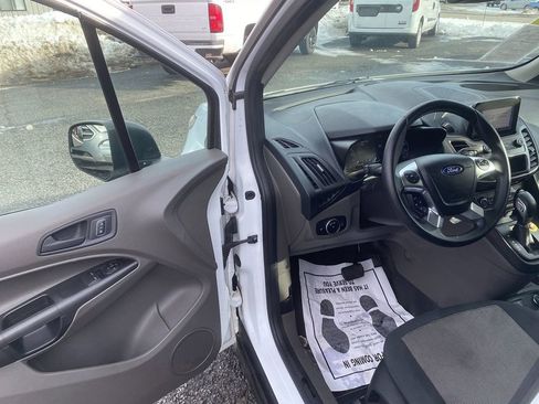 Used 2019 Ford Transit Connect XL image 10