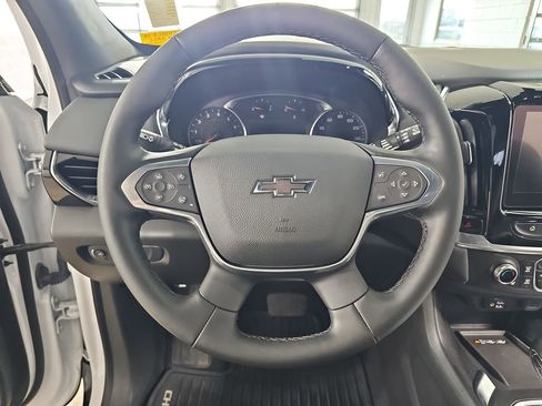 Certified 2024 Chevrolet Traverse RS w/ LPO, Floor Liner Package AWD/4WD image 26