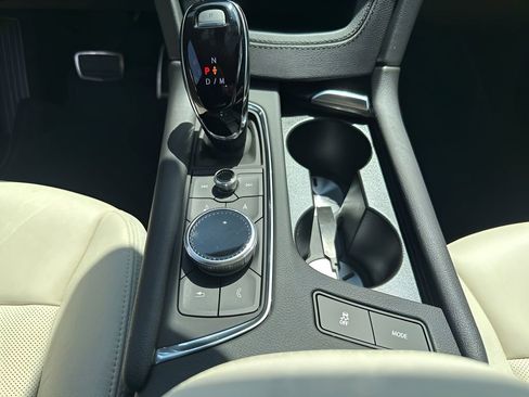 New 2025 Cadillac XT6 Sport w/ Technology Package image 33