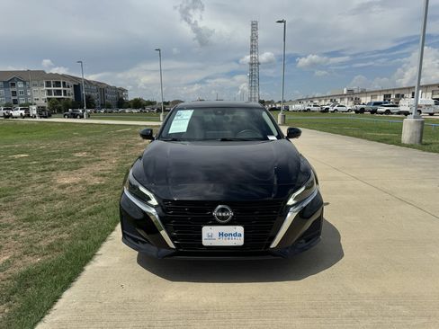 Used 2023 Nissan Altima 2.5 SL FWD image 3