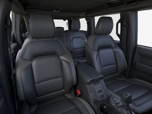 New 2025 Ford Bronco Outer Banks AWD/4WD image 12