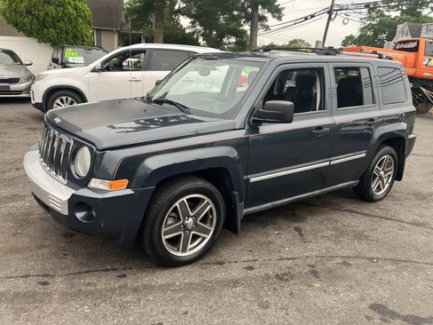 Used 2008 Jeep Patriot Limited AWD/4WD image 11