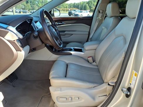 Used 2015 Cadillac SRX Luxury w/ Driver Awareness Package FWD image 4