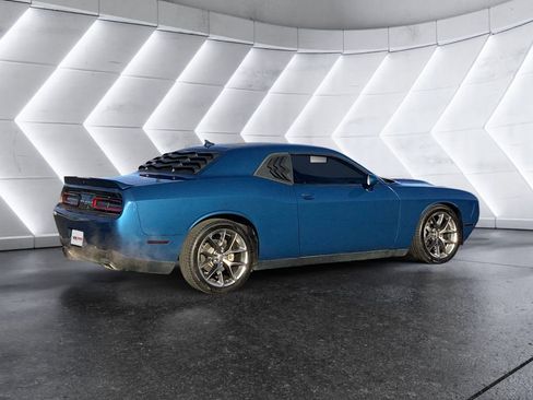Used 2021 Dodge Challenger GT image 4
