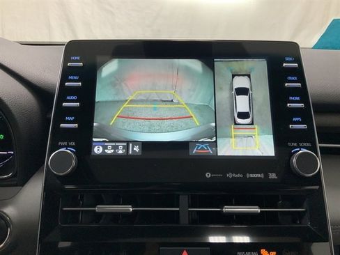 Used 2019 Toyota Avalon Limited image 22