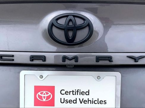 Used 2023 Toyota Camry SE FWD image 10