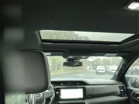 Used 2022 GMC Sierra 1500 AT4 w/ AT4 Preferred Package image 19