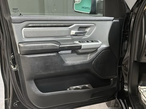 Used 2020 RAM 1500 Big Horn AWD/4WD image 9