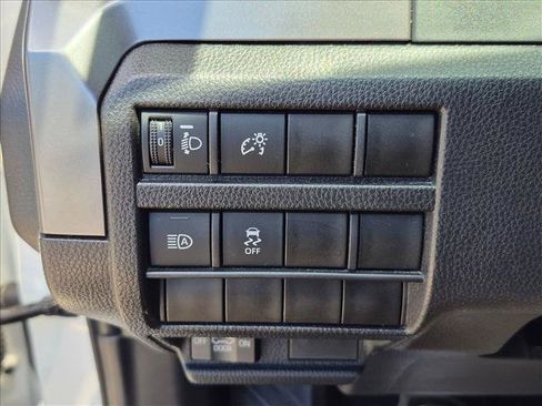 Used 2026 Toyota Tacoma SR5 AWD/4WD image 11