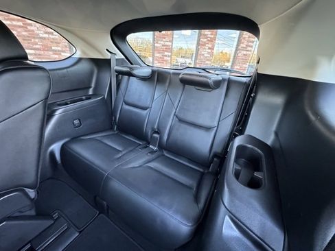 Used 2022 MAZDA CX-9 Touring image 18