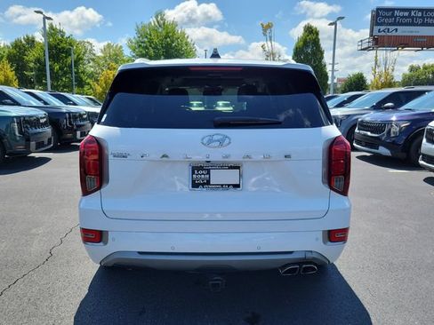Used 2022 Hyundai Palisade Limited FWD image 5